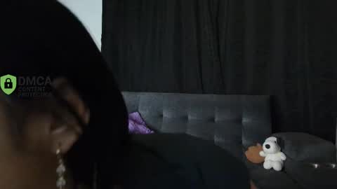 Snapshot of yungelitamor_ chatting on May 12, 2026, 4:53 am ELITA online show from May 12, 2026, 4:53 am