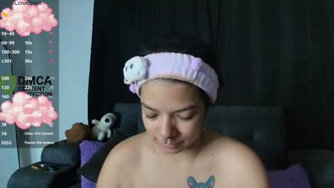 Snapshot of yungelitamor_ chatting on May 26, 2026, 4:52 am ELITA online show from May 26, 2026, 4:52 am