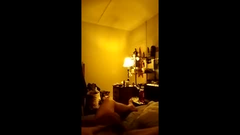 yunggeezer online show from December 14, 2025, 1:16 pm