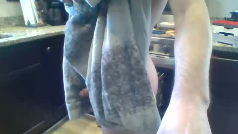 Snapshot of yungstallion10 chatting on March 2, 2025, 6:51 pm Fire 0range kush online show from March 2, 2025, 6:51 pm