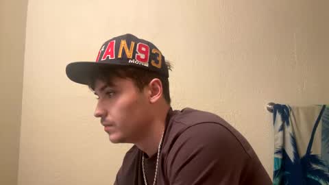 yungstudbev online show from January 10, 2025, 8:40 am