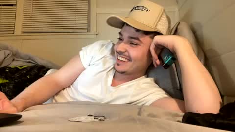 yungstudbev online show from March 8, 2025, 5:38 am