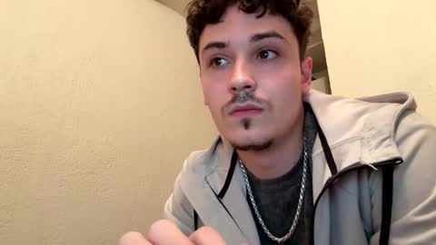 yungstudbev online show from September 10, 2025, 11:05 pm