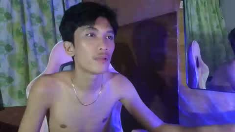 yunoxoxo online show from May 25, 2026, 9:10 pm
