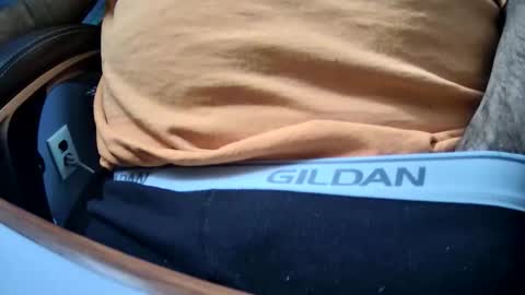 yuppers1234 online show from November 14, 2025, 4:49 pm