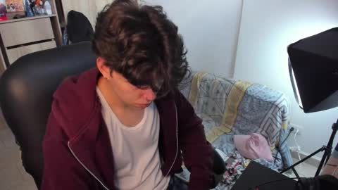 yurii_moody online show from October 26, 2025, 7:31 pm