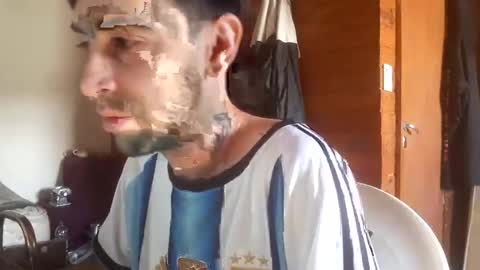 Yuumi online show from March 9, 2026, 8:35 pm