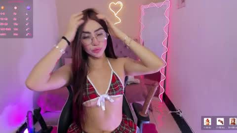 zaafira_tay online show from May 20, 2026, 11:49 am
