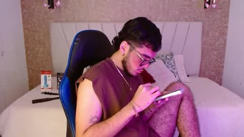 Zack  online show from November 5, 2025, 6:24 am