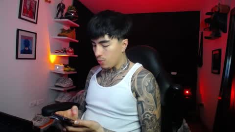 zac_muller1 online show from October 15, 2025, 4:56 am