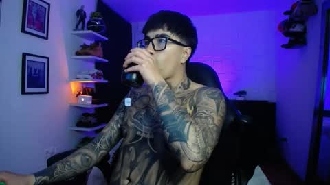 zac_muller1 online show from February 8, 2026, 2:15 am