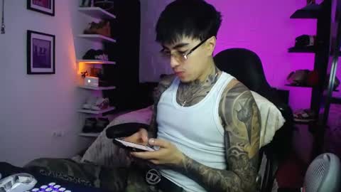 zac_muller1 online show from July 17, 2026, 5:14 am