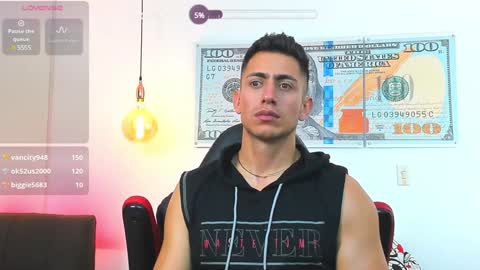 zachpri20 online show from December 19, 2024, 1:29 pm