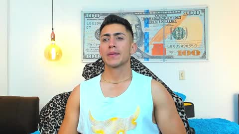 zachpri20 online show from January 16, 2025, 8:33 am