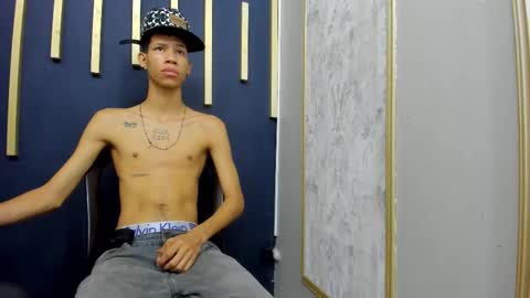 Snapshot of zack_horny19 chatting on September 12, 2025, 12:05 pm Zack online show from September 12, 2025, 12:05 pm