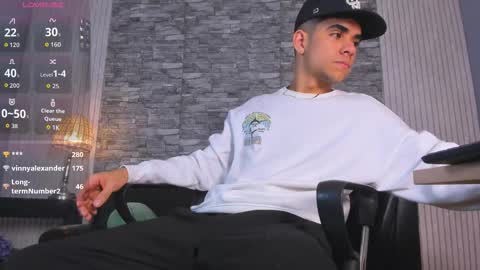 zack_joness10 online show from November 9, 2025, 3:49 am