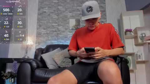 Snapshot of zack_joness10 chatting on July 15, 2026, 5:02 am zack_joness10 online show from July 15, 2026, 5:02 am
