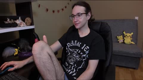 Snapshot of zackstivensen chatting on December 3, 2024, 2:58 am Zachary next stream on monday online show from December 3, 2024, 2:58 am