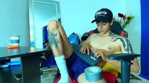 zack online show from February 11, 2025, 11:54 pm