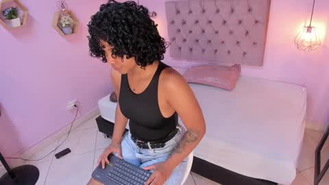 zafira online show from January 27, 2025, 11:11 am