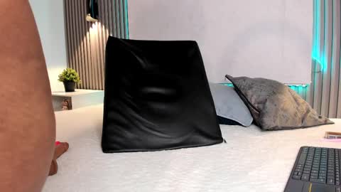 zafira online show from February 12, 2025, 5:48 pm