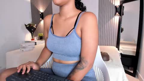 zafira online show from October 30, 2025, 11:44 am