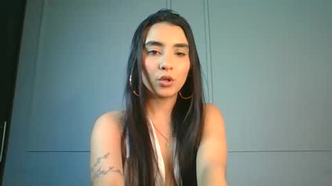 Snapshot of zafiramontiel_ chatting on February 8, 2026, 8:45 pm Zafira online show from February 8, 2026, 8:45 pm