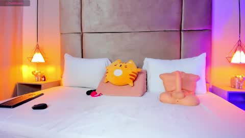 Zafiro online show from February 23, 2026, 12:02 pm