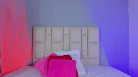 Snapshot of zafiro__brown chatting on February 6, 2026, 12:08 pm Zafiro Brown online show from February 6, 2026, 12:08 pm