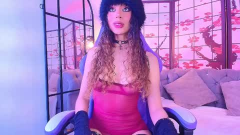 zahara_1 online show from April 8, 2026, 4:56 am