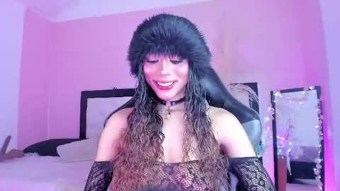 zahara___1 online show from June 22, 2026, 3:58 am