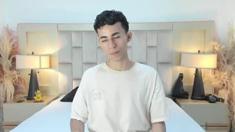 zahir_ashar online show from April 1, 2026, 12:22 am