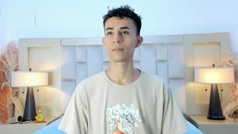 zahir_ashar online show from April 13, 2026, 10:48 pm