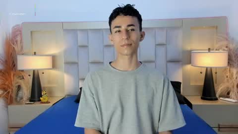 zahir_ashar online show from April 16, 2026, 11:22 am