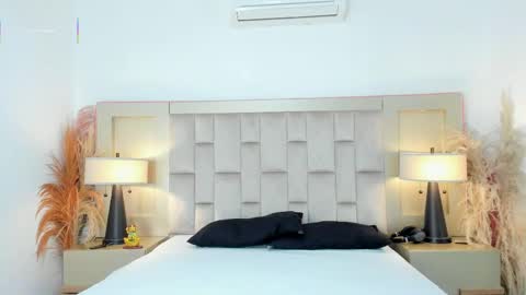 zahir_ashar online show from April 18, 2026, 2:21 pm