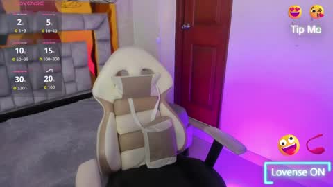Snapshot of zalika__ chatting on May 19, 2026, 10:16 pm online show from May 19, 2026, 10:16 pm