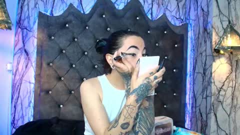   online show from September 15, 2025, 7:14 pm