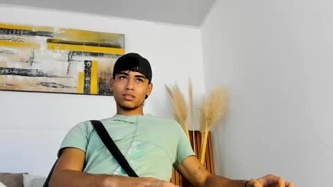 Zander online show from September 22, 2025, 1:24 pm