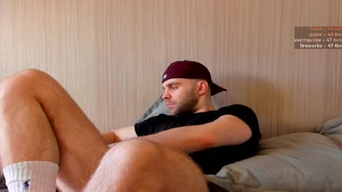 Snapshot of zanezone chatting on April 10, 2026, 6:29 am Zane online show from April 10, 2026, 6:29 am