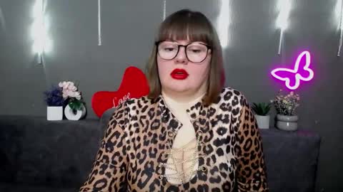 zannadreil online show from March 12, 2026, 8:04 pm