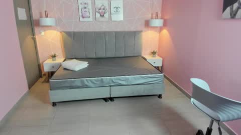 Snapshot of zara__sweet chatting on February 12, 2025, 1:48 pm Zara Sweet online show from February 12, 2025, 1:48 pm