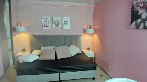 Snapshot of zara__sweet chatting on November 13, 2025, 12:26 pm Zara Sweet online show from November 13, 2025, 12:26 pm