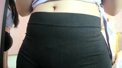 Snapshot of zara__sweet chatting on December 19, 2025, 1:29 pm Zara Sweet online show from December 19, 2025, 1:29 pm