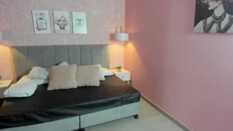 Snapshot of zara__sweet chatting on December 20, 2025, 1:40 pm Zara Sweet online show from December 20, 2025, 1:40 pm