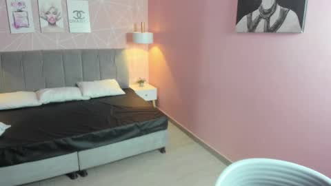 Snapshot of zara__sweet chatting on January 9, 2026, 12:19 pm Zara Sweet online show from January 9, 2026, 12:19 pm