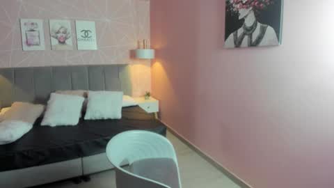 Snapshot of zara__sweet chatting on January 19, 2026, 12:20 pm Zara Sweet online show from January 19, 2026, 12:20 pm