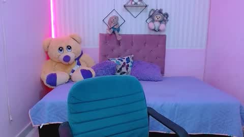 Zara online show from December 18, 2025, 12:22 pm