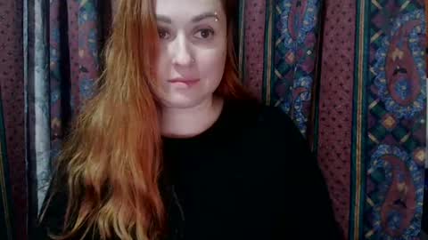 Snapshot of zara_red chatting on December 11, 2024, 5:10 am Kate. if im not here im here foxy red333 online show from December 11, 2024, 5:10 am