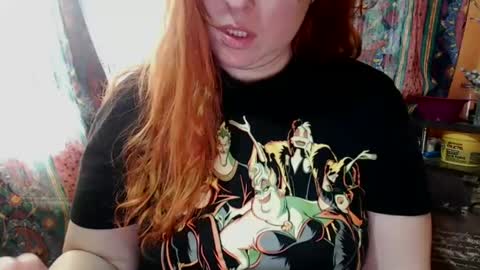 Snapshot of zara_red chatting on January 9, 2025, 10:09 am Kate. if im not here im here foxy red333 online show from January 9, 2025, 10:09 am