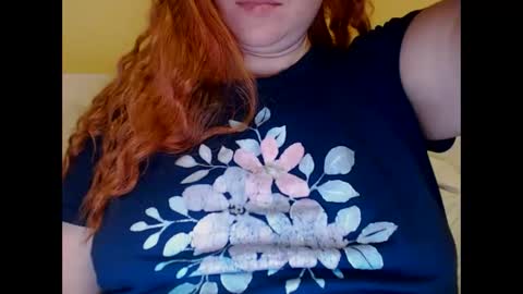 Snapshot of zara_red chatting on January 14, 2025, 10:06 am Kate. if im not here im here foxy red333 online show from January 14, 2025, 10:06 am